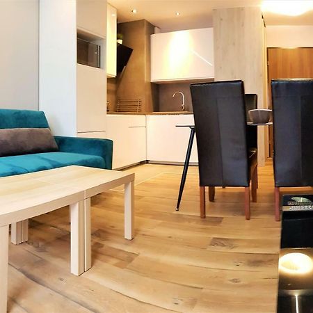 Apartament B&F Poznan Business & Family Nalkowskiej Luaran gambar