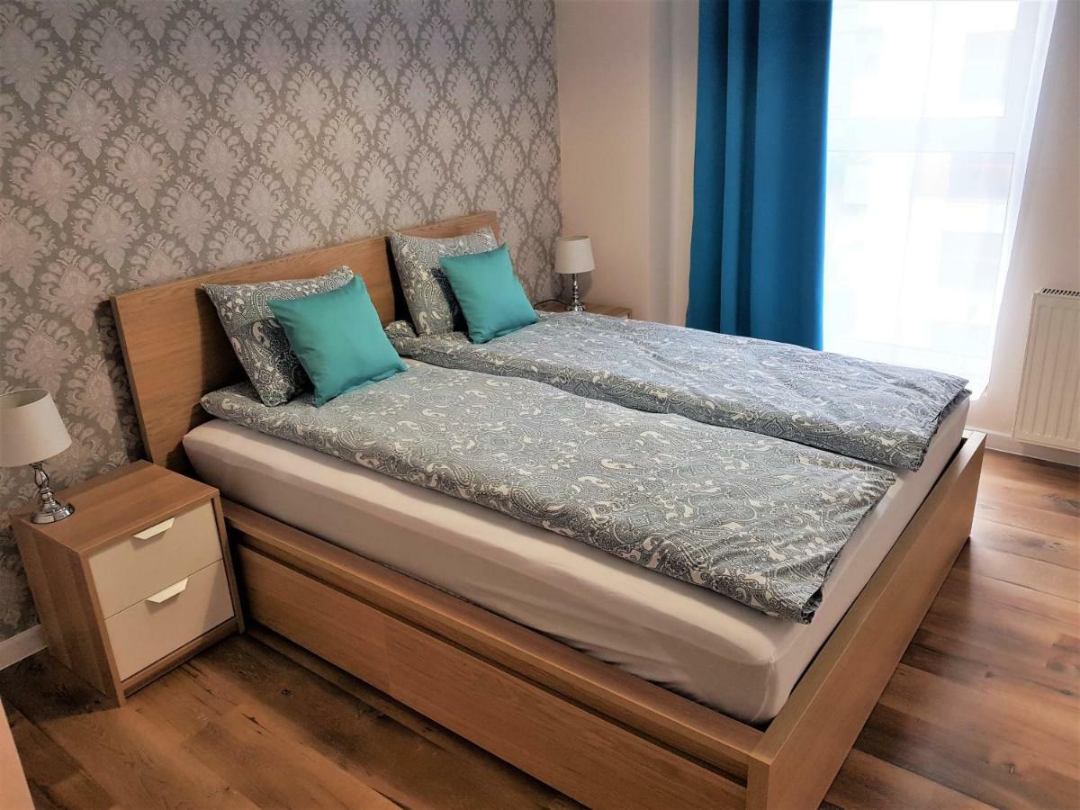 Apartament B&F Poznan Business & Family Nalkowskiej Luaran gambar