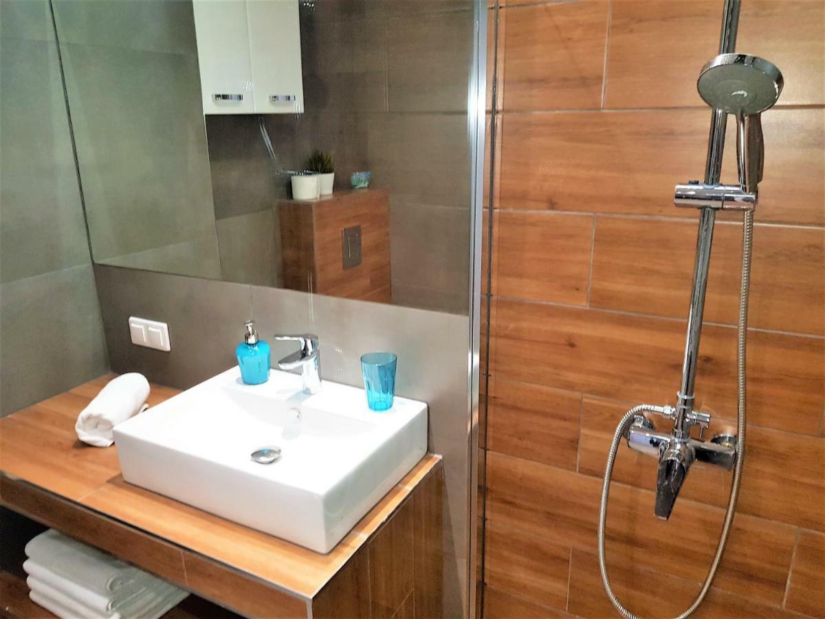Apartament B&F Poznan Business & Family Nalkowskiej Luaran gambar