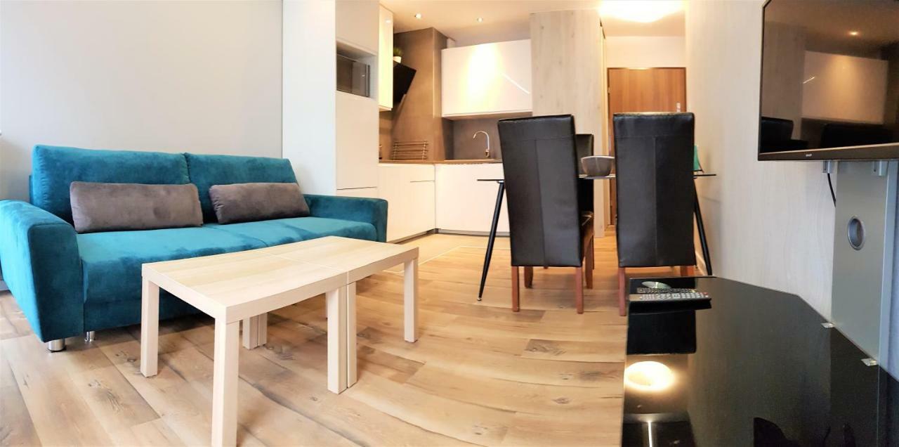 Apartament B&F Poznan Business & Family Nalkowskiej Luaran gambar